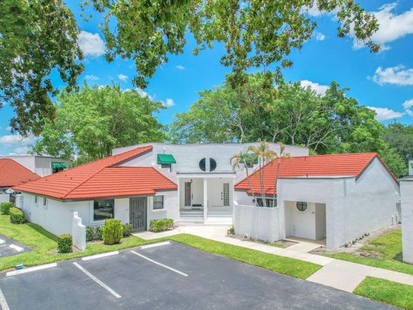 341 NW 36th Avenue, Deerfield Beach, FL 33442