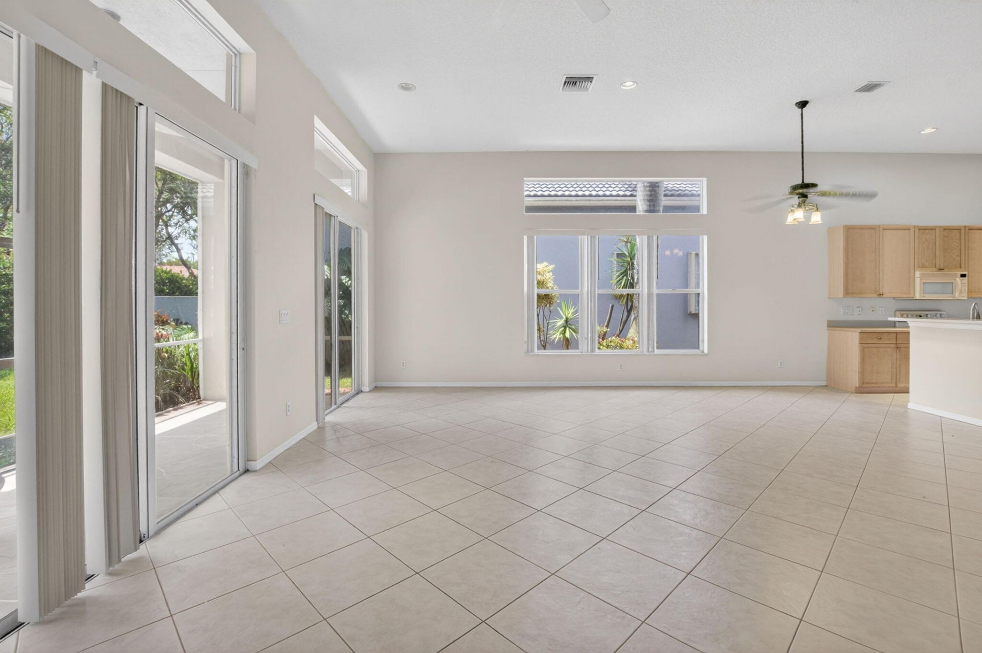 10060 Armani Drive, Boynton Beach, FL 33437 Photo