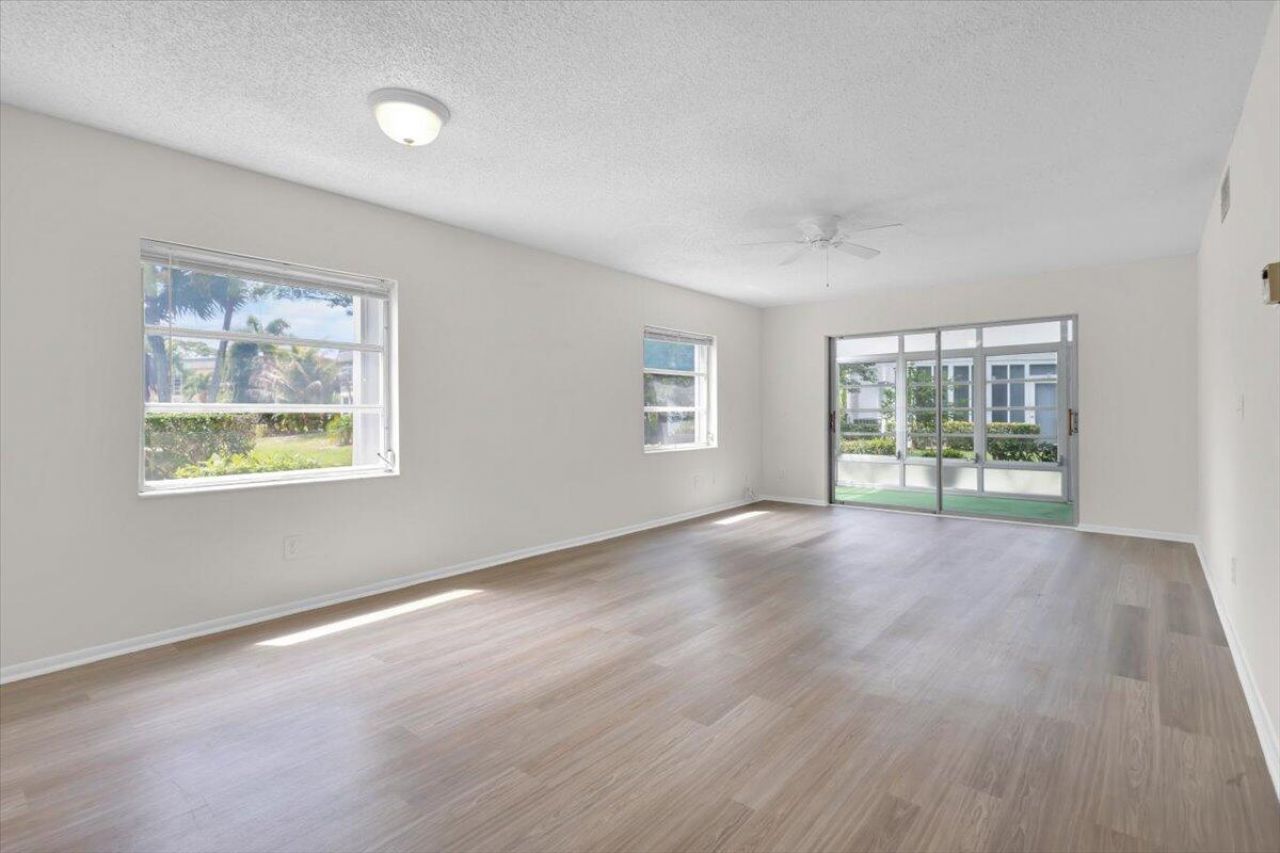 2950 SE Ocean Boulevard, Unit 14-1, Stuart, FL 34996 Photo