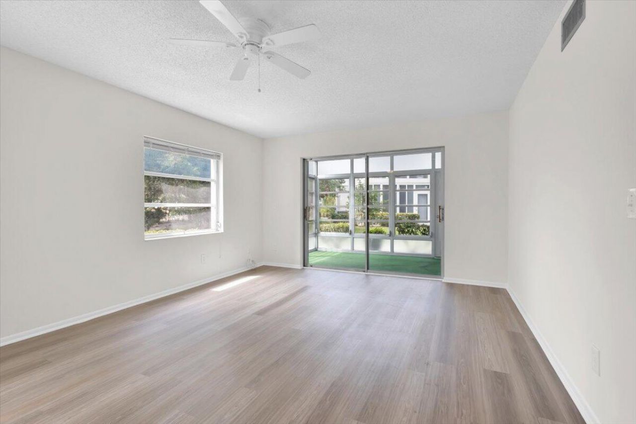 2950 SE Ocean Boulevard, Unit 14-1, Stuart, FL 34996 Photo