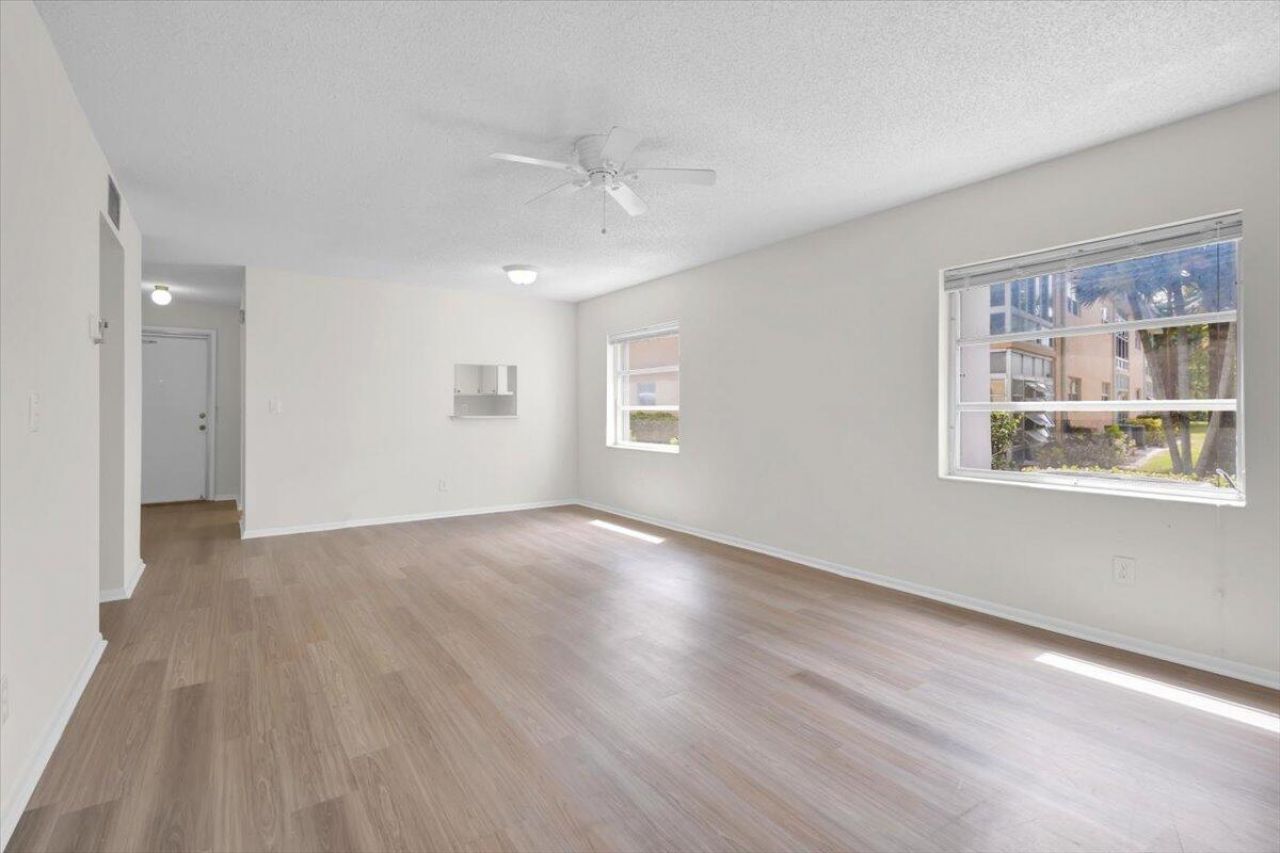 2950 SE Ocean Boulevard, Unit 14-1, Stuart, FL 34996 Photo