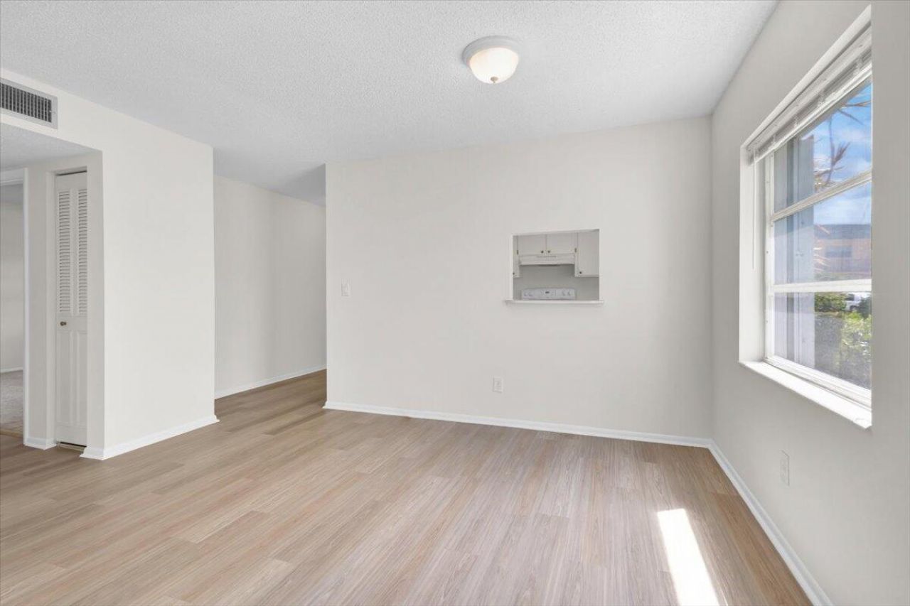 2950 SE Ocean Boulevard, Unit 14-1, Stuart, FL 34996 Photo
