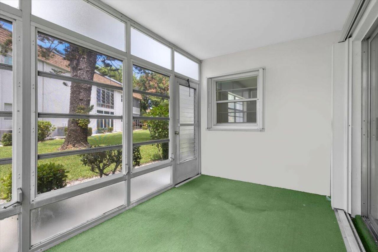 2950 SE Ocean Boulevard, Unit 14-1, Stuart, FL 34996 Photo