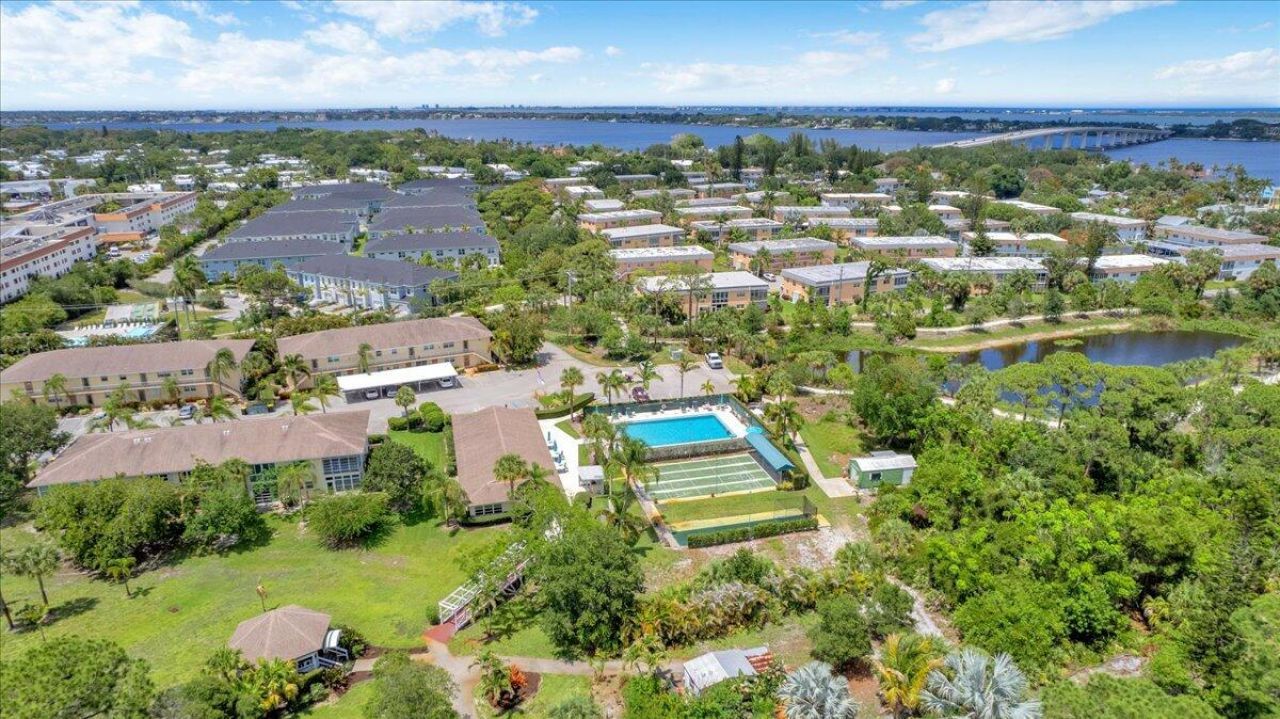 2950 SE Ocean Boulevard, Unit 14-1, Stuart, FL 34996 Photo