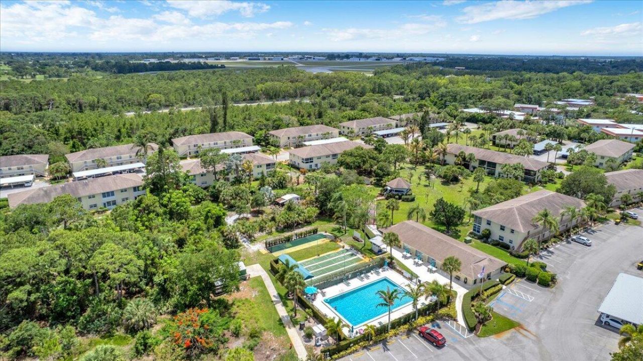 2950 SE Ocean Boulevard, Unit 14-1, Stuart, FL 34996 Photo