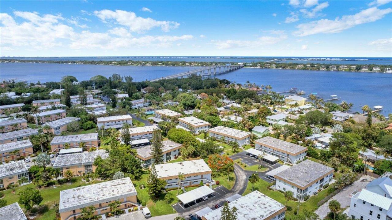 2950 SE Ocean Boulevard, Unit 14-1, Stuart, FL 34996 Photo
