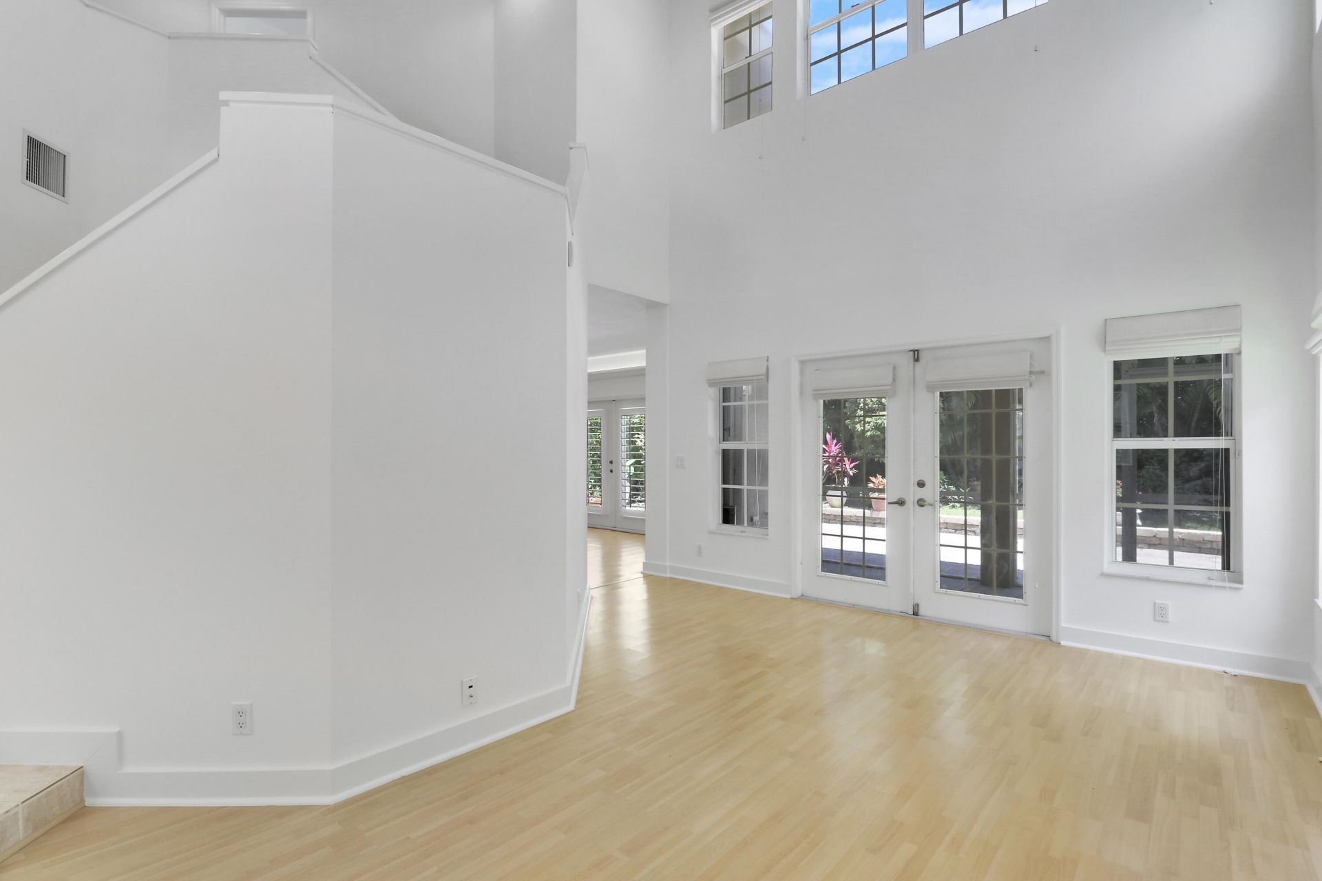 12 Grand Bay Circle, Juno Beach, FL 33408 Photo