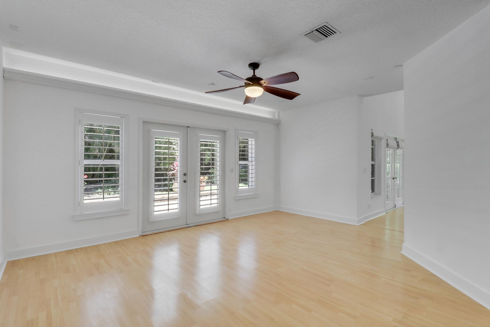 12 Grand Bay Circle, Juno Beach, FL 33408 Photo