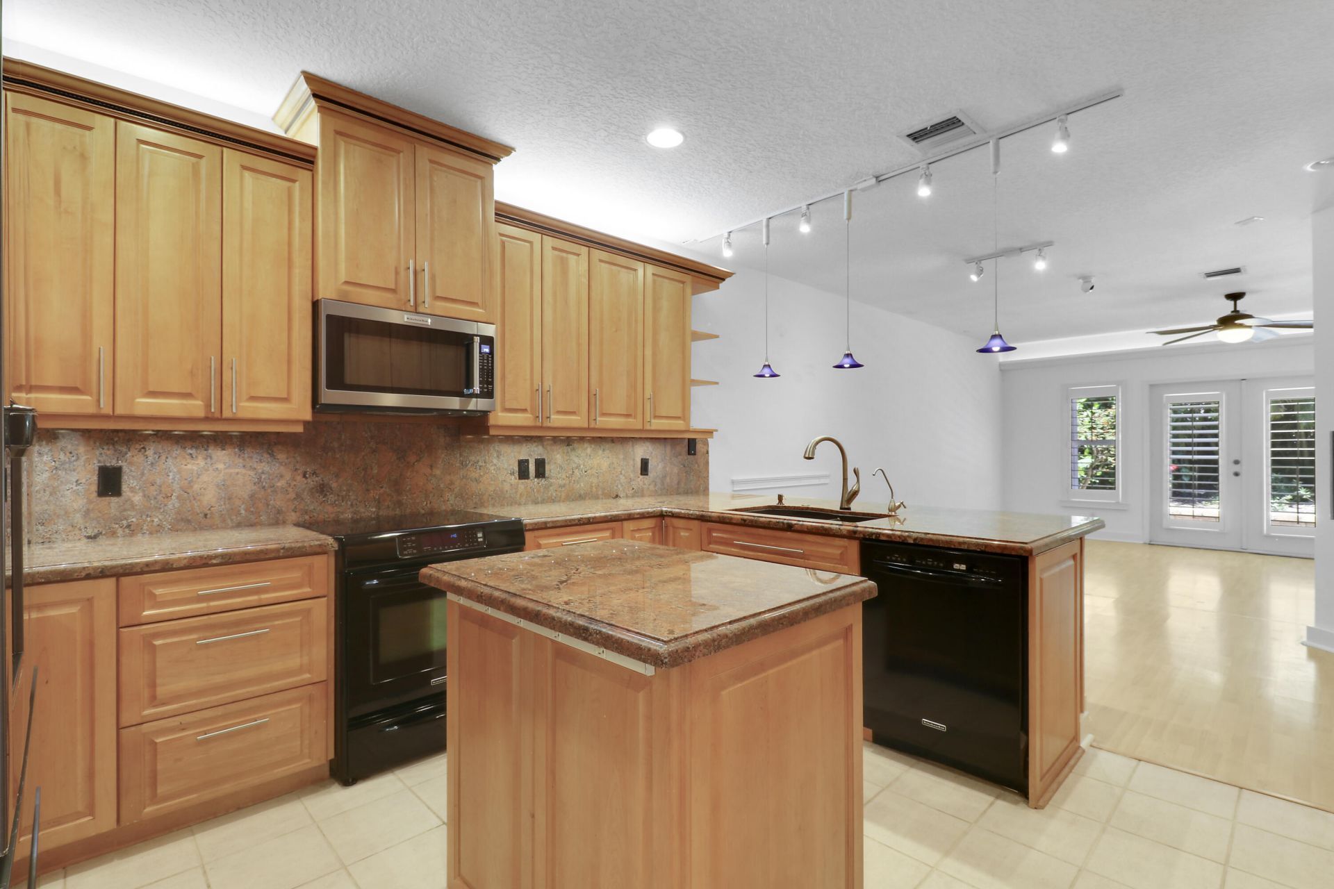 12 Grand Bay Circle, Juno Beach, FL 33408 Photo