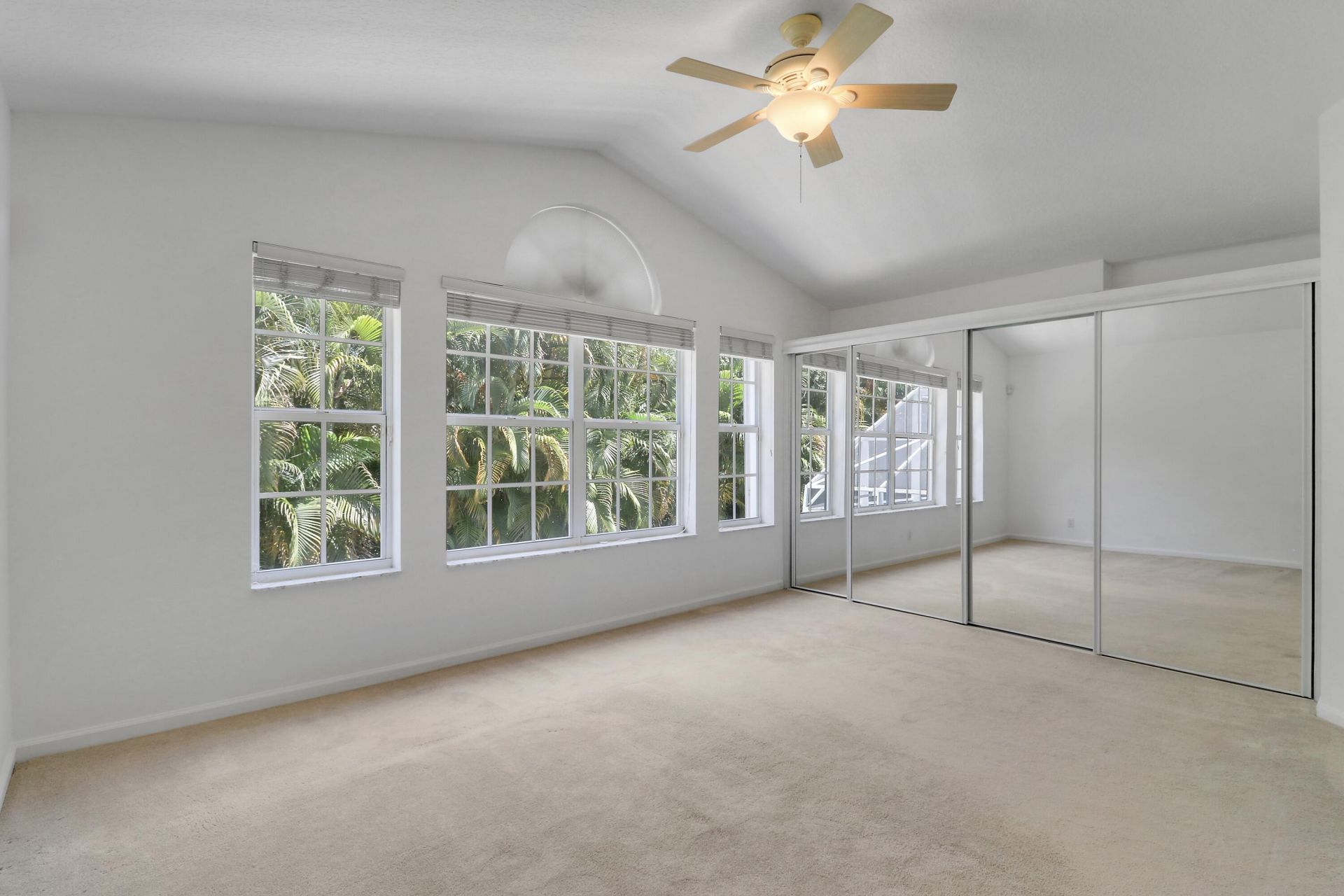 12 Grand Bay Circle, Juno Beach, FL 33408 Photo