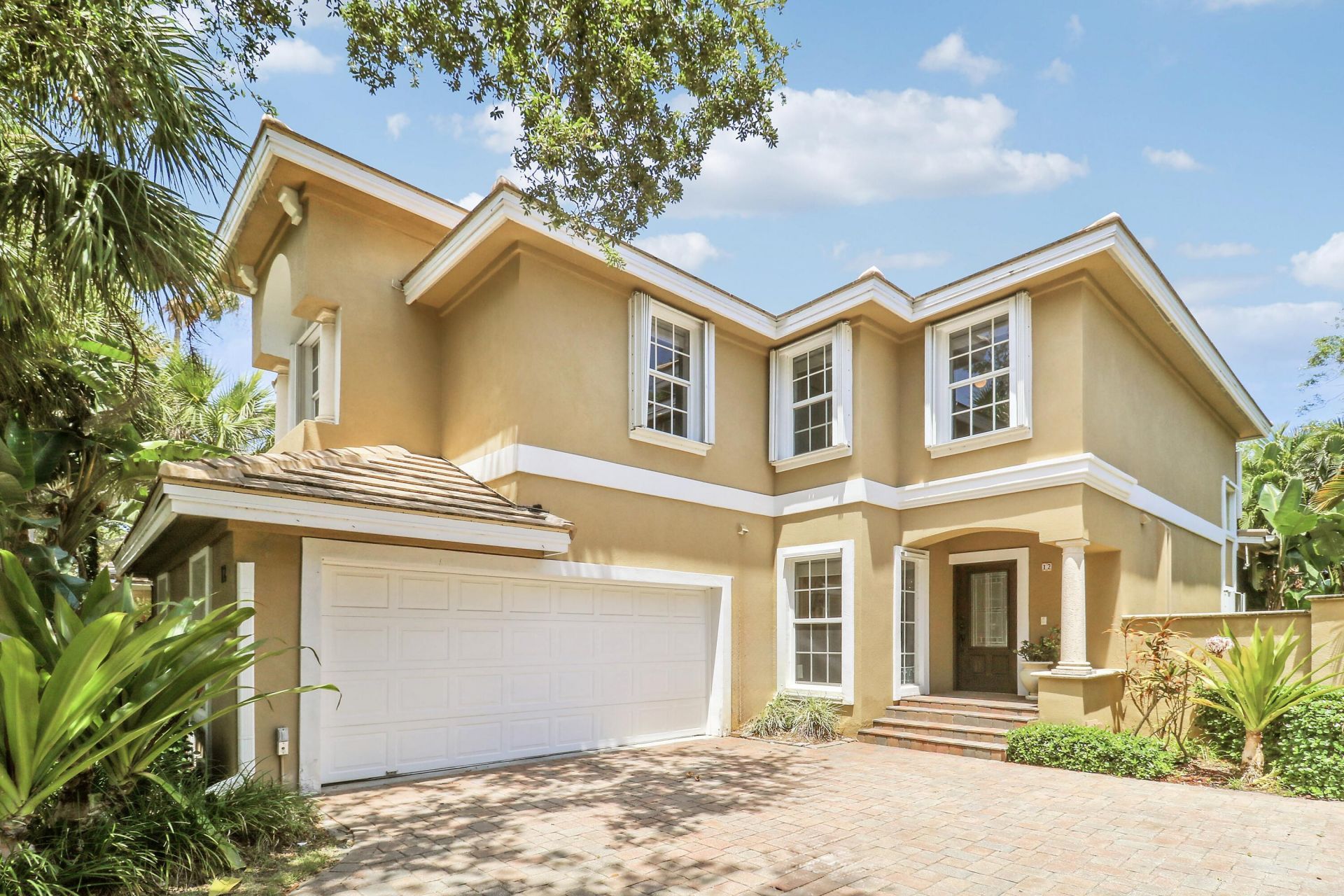 12 Grand Bay Circle, Juno Beach, FL 33408 Photo