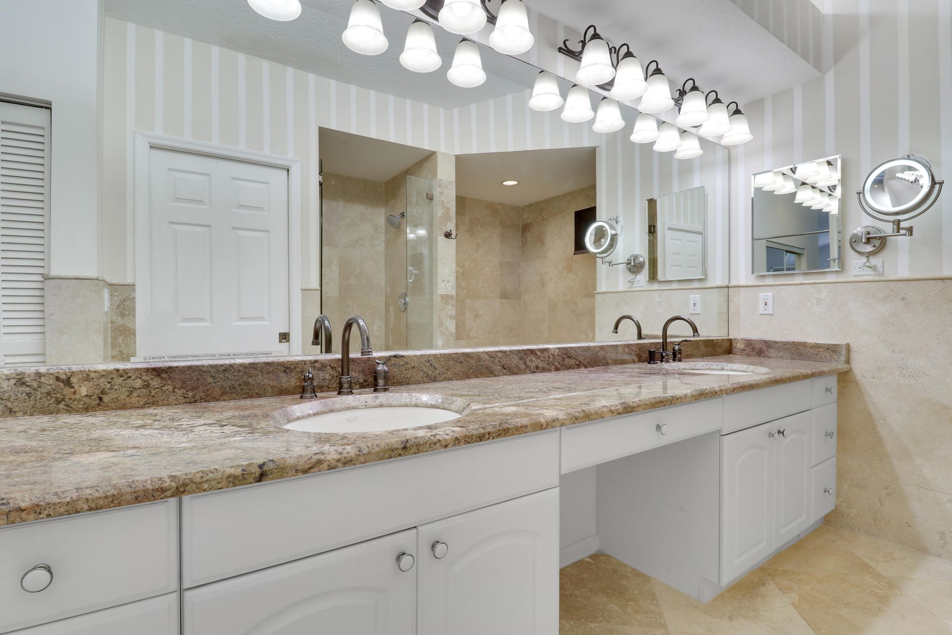 12 Grand Bay Circle, Juno Beach, FL 33408 Photo