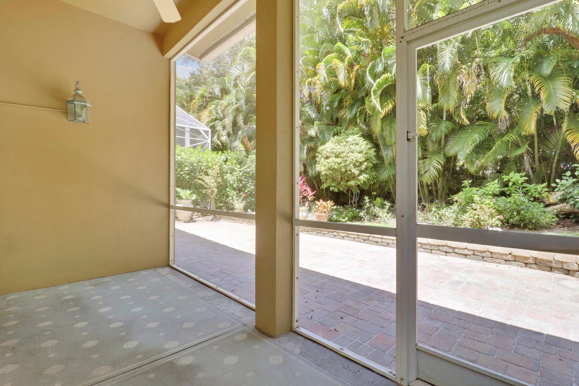 12 Grand Bay Circle, Juno Beach, FL 33408 Photo