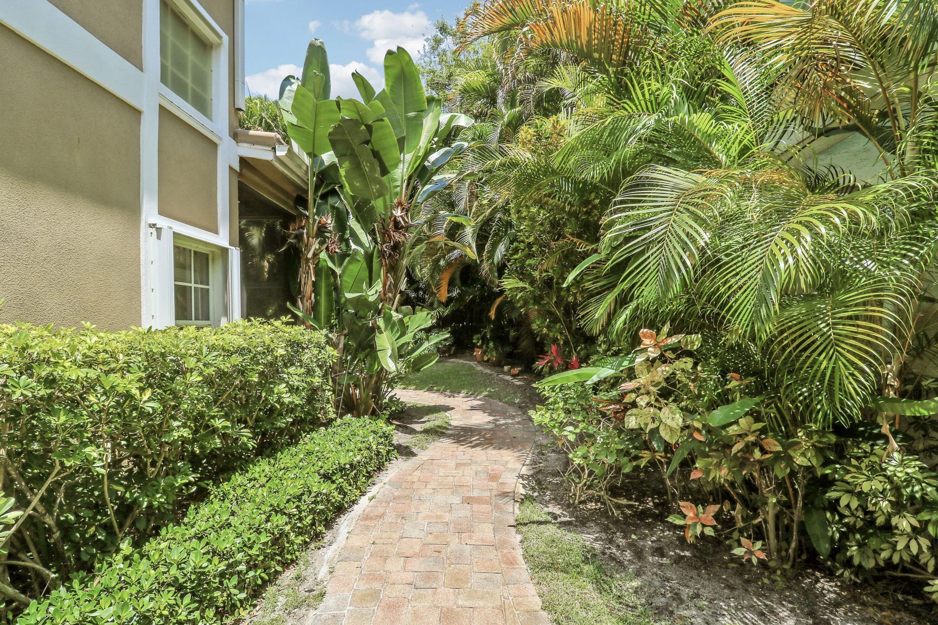 12 Grand Bay Circle, Juno Beach, FL 33408 Photo