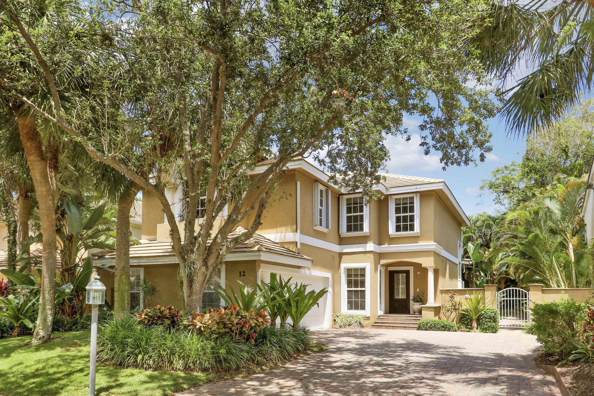 12 Grand Bay Circle, Juno Beach, FL 33408 Photo