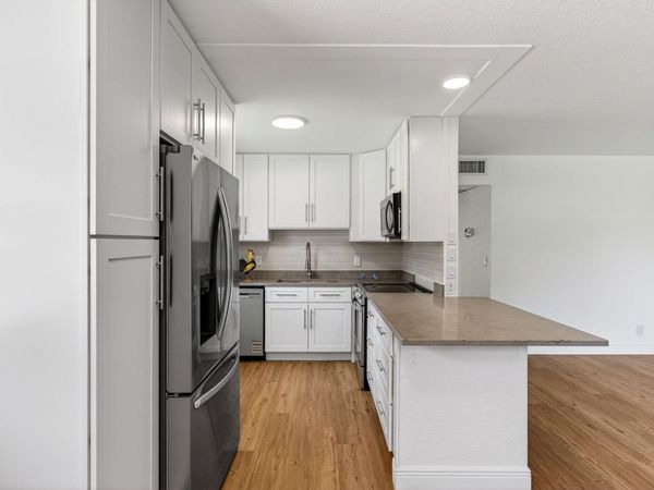 221 Waterford, Delray Beach, FL 33446