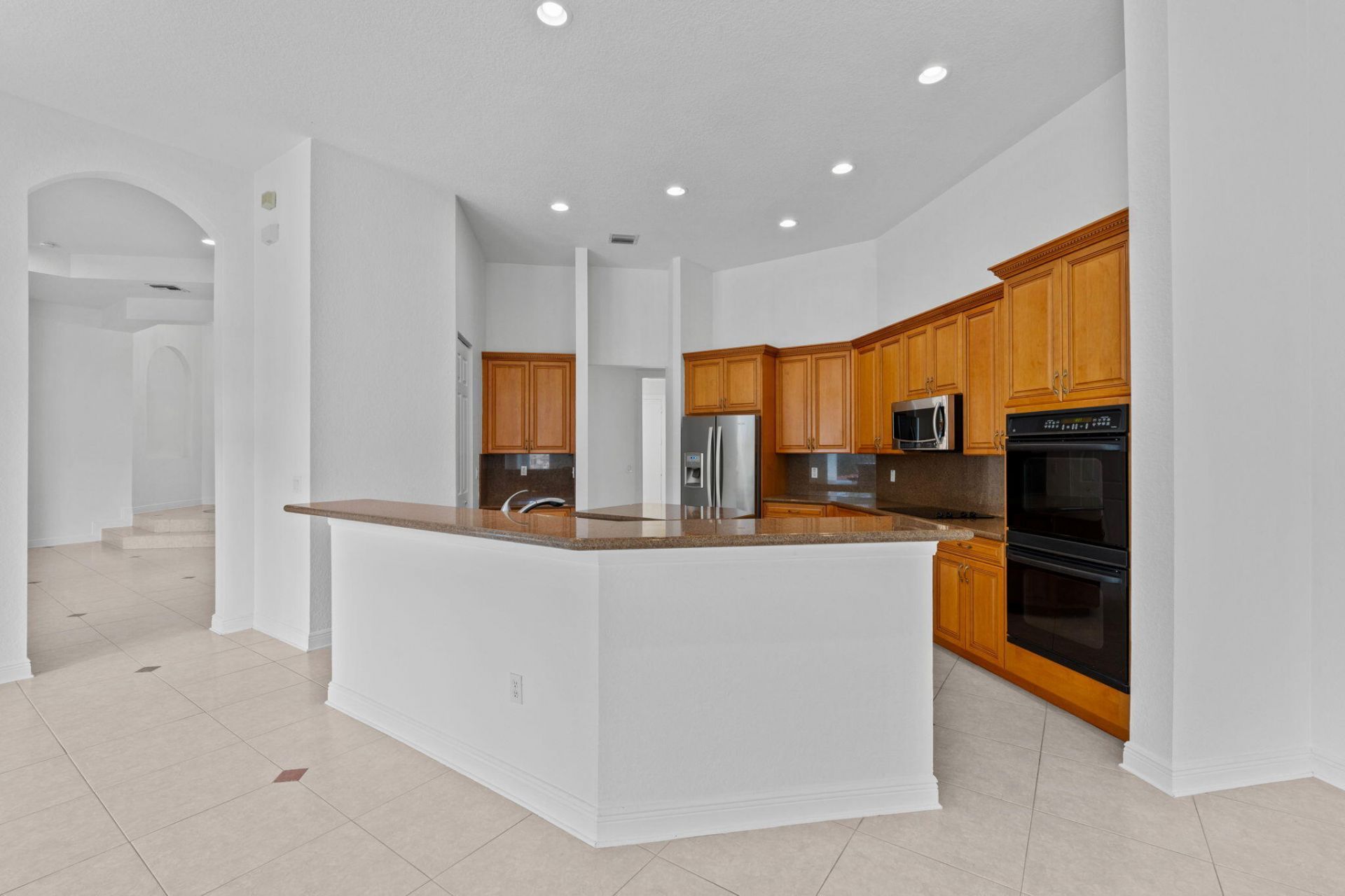 10251 N Lake Vista Circle, Davie, FL 33328 Photo