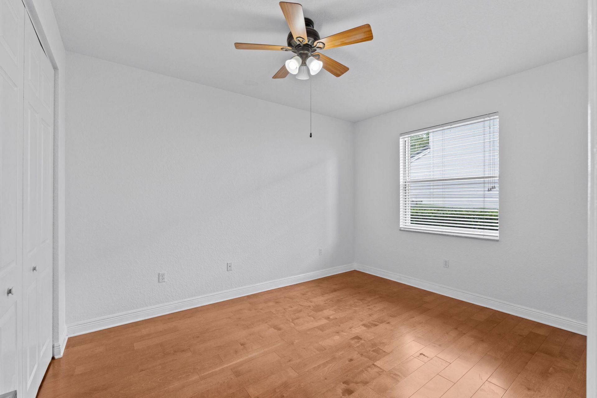 10251 N Lake Vista Circle, Davie, FL 33328 Photo