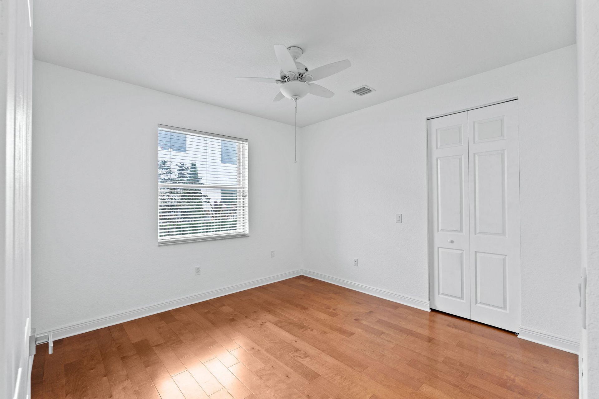 10251 N Lake Vista Circle, Davie, FL 33328 Photo