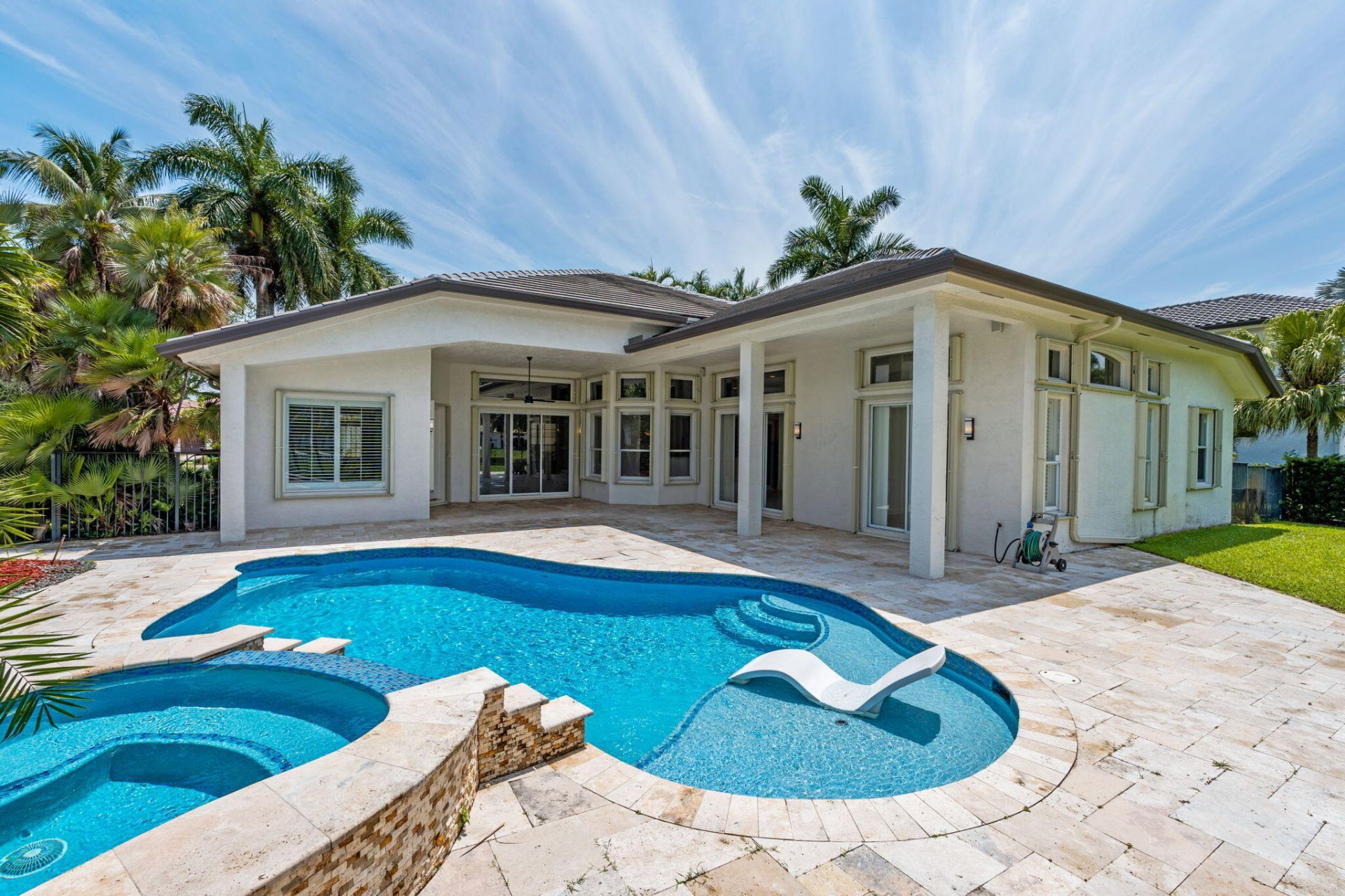 10251 N Lake Vista Circle, Davie, FL 33328 Photo