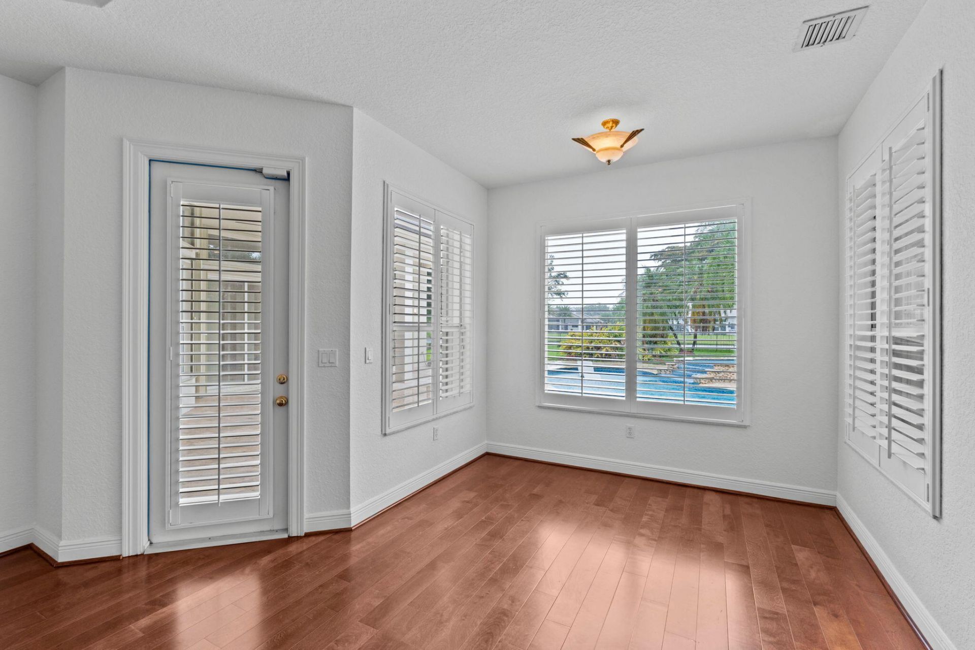10251 N Lake Vista Circle, Davie, FL 33328 Photo