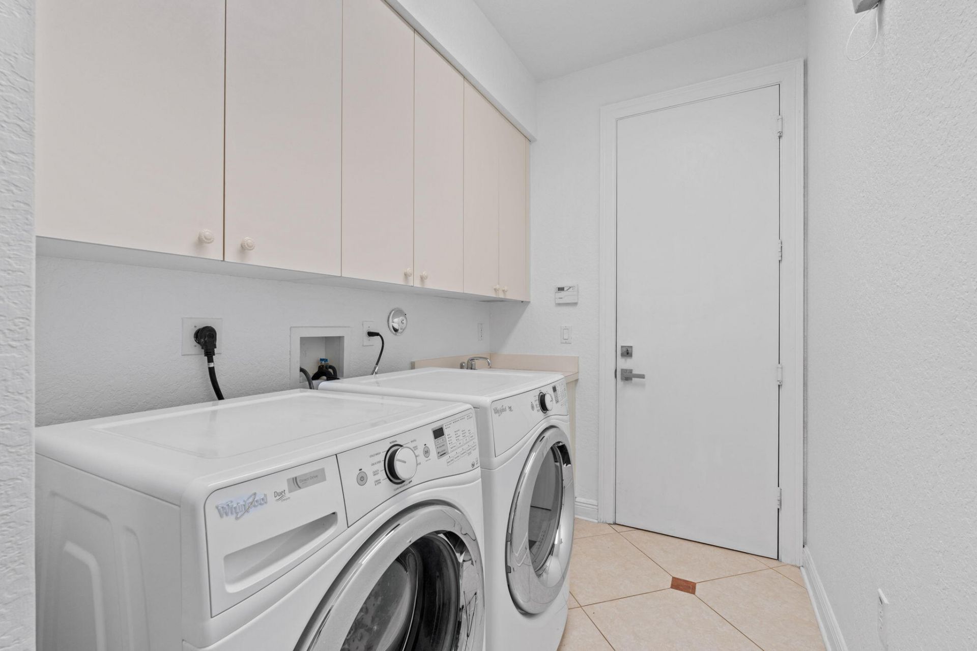 10251 N Lake Vista Circle, Davie, FL 33328 Photo