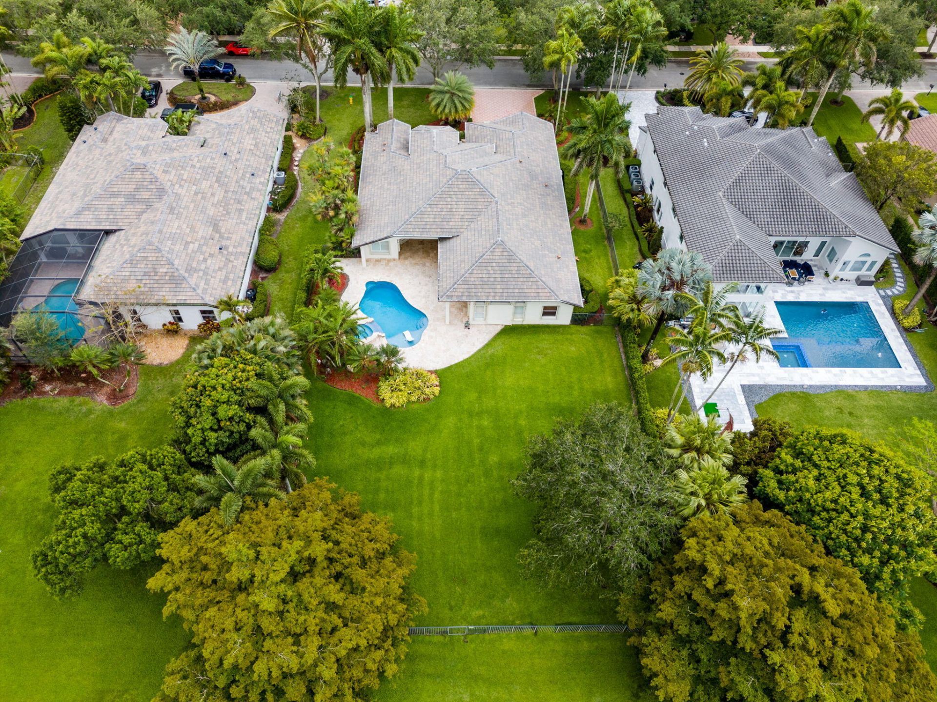 10251 N Lake Vista Circle, Davie, FL 33328 Photo