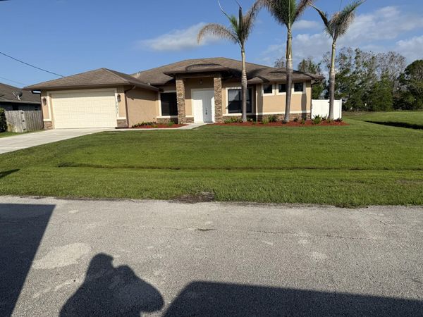 5831 NW West Dooley, Port St. Lucie, FL 34986