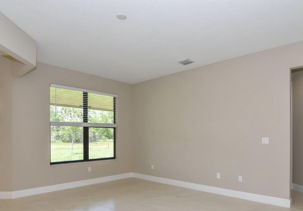 5831 NW West Dooley, Port Saint Lucie, FL 34986 Photo