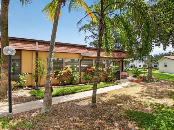 2002 SW Natura Boulevard, Unit B, Deerfield Beach, FL 33441