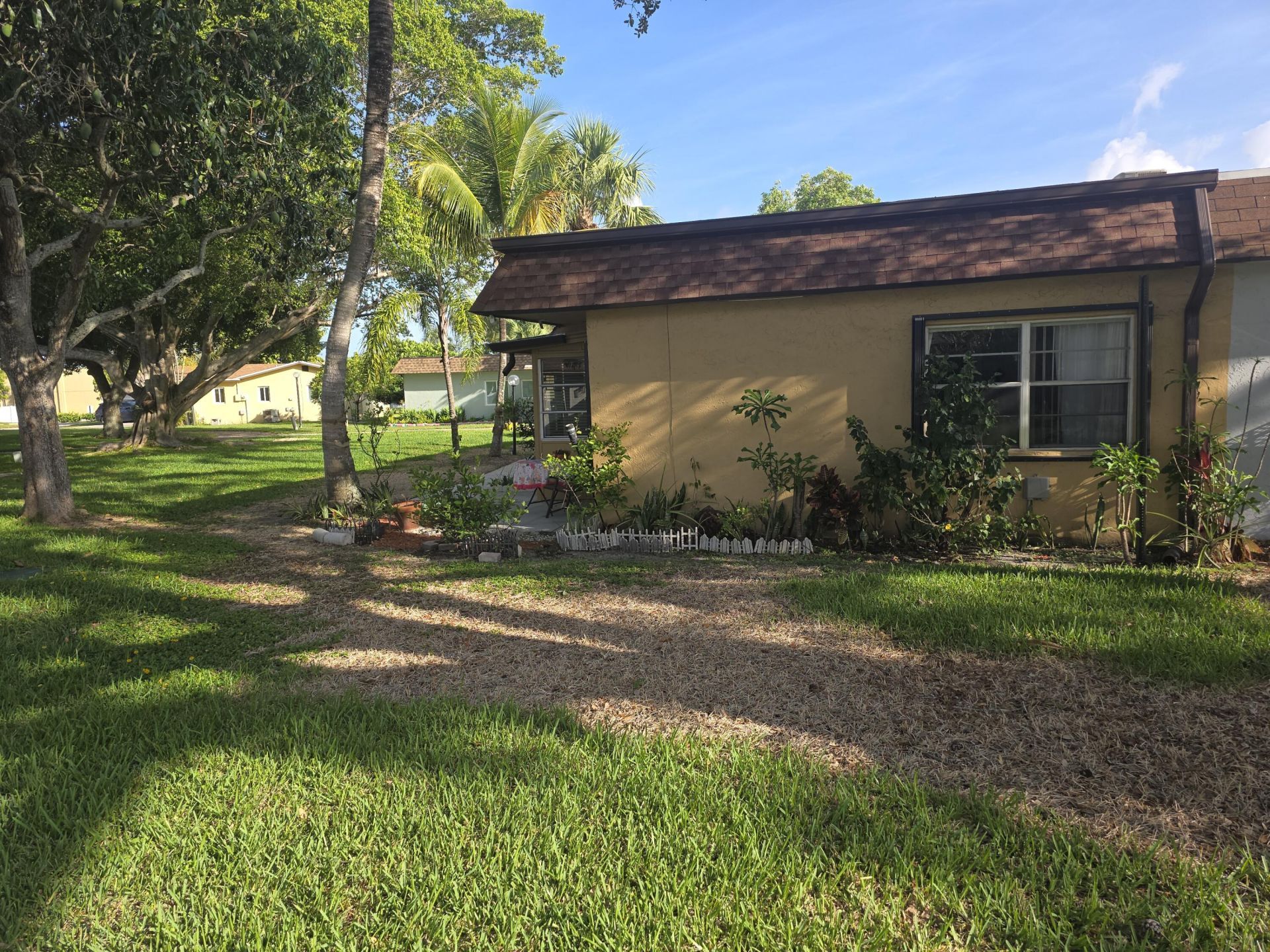 2002 SW Natura Boulevard, Unit B, Deerfield Beach, FL 33441 Photo