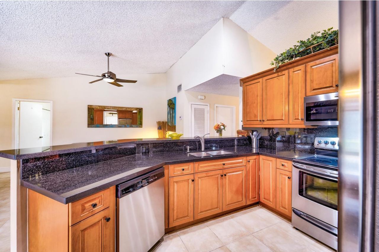 1677 NW 111th Way, Coral Springs, FL 33071 Photo
