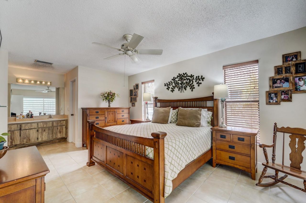1677 NW 111th Way, Coral Springs, FL 33071 Photo