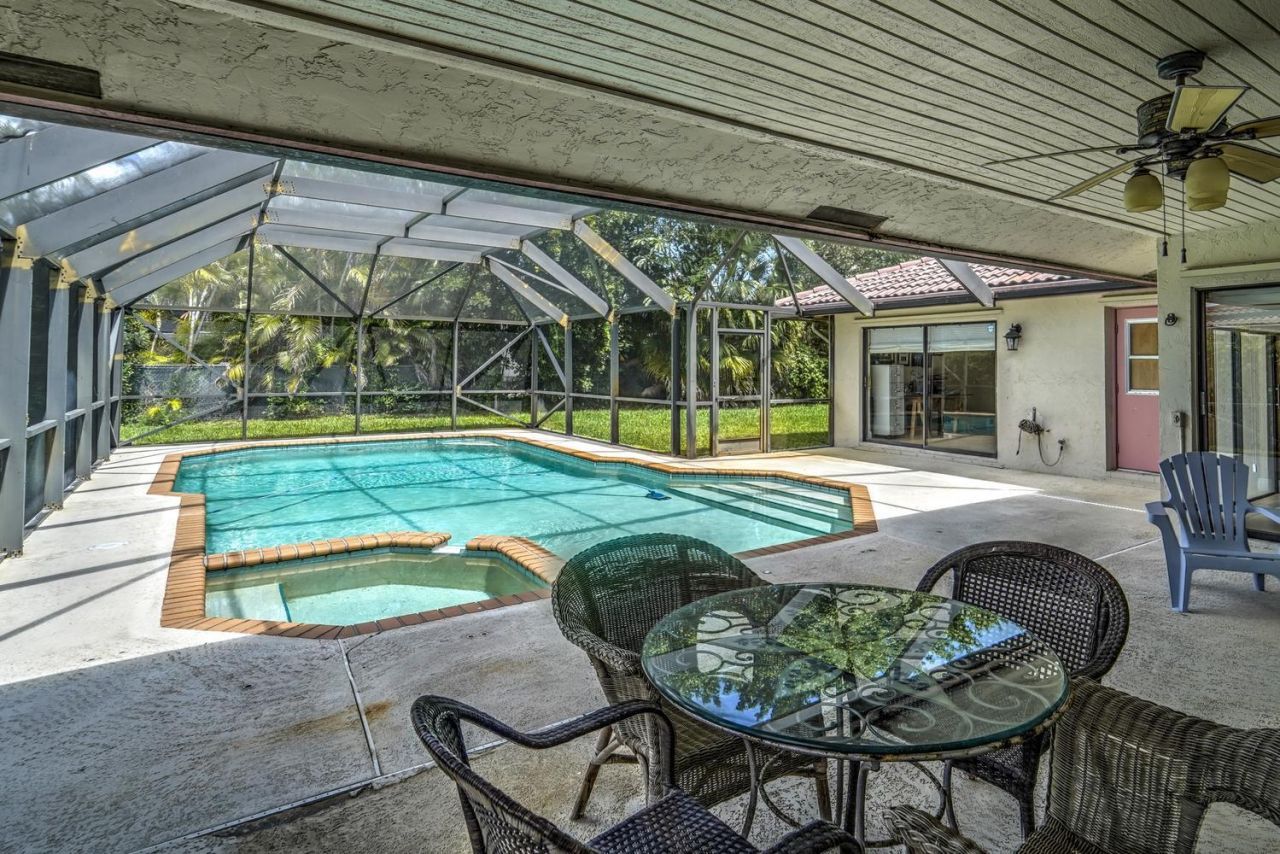 1677 NW 111th Way, Coral Springs, FL 33071 Photo