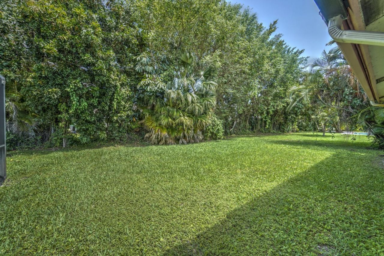 1677 NW 111th Way, Coral Springs, FL 33071 Photo