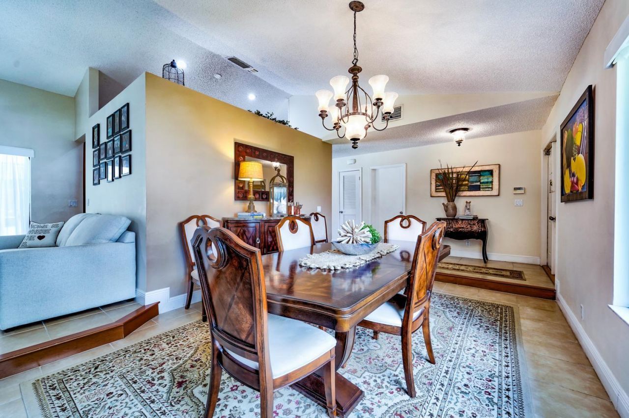 1677 NW 111th Way, Coral Springs, FL 33071 Photo