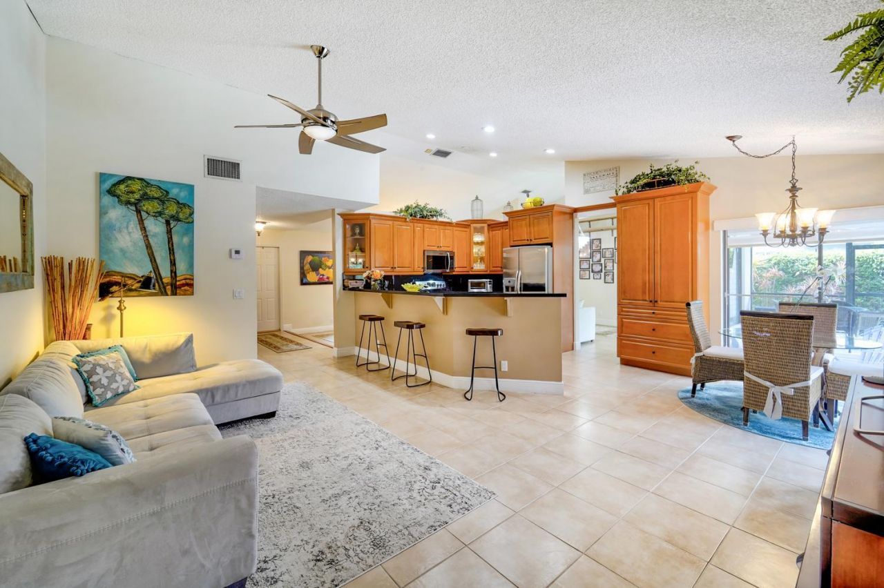 1677 NW 111th Way, Coral Springs, FL 33071 Photo