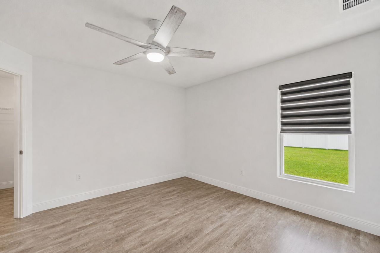 380 SW Donna Terrace, Port Saint Lucie, FL 34984 Photo