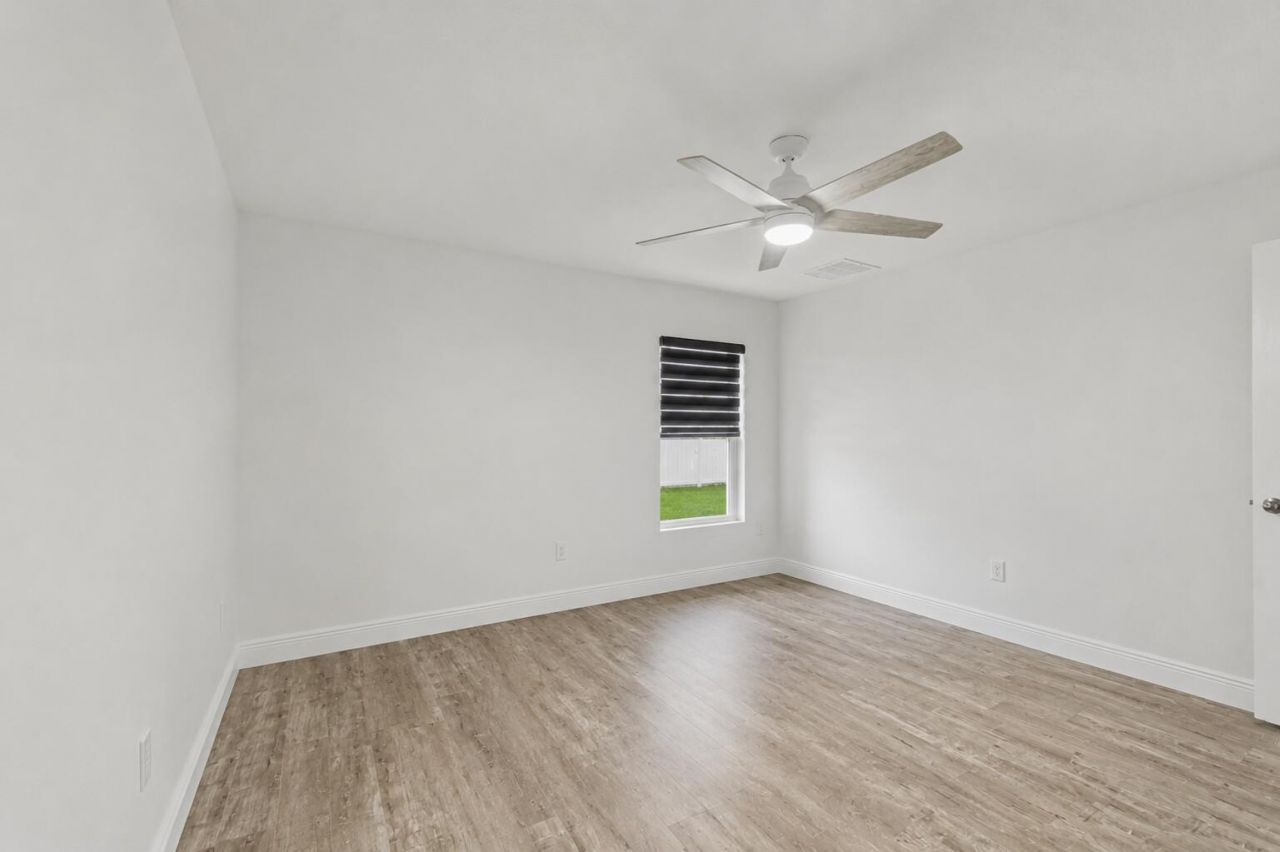 380 SW Donna Terrace, Port Saint Lucie, FL 34984 Photo