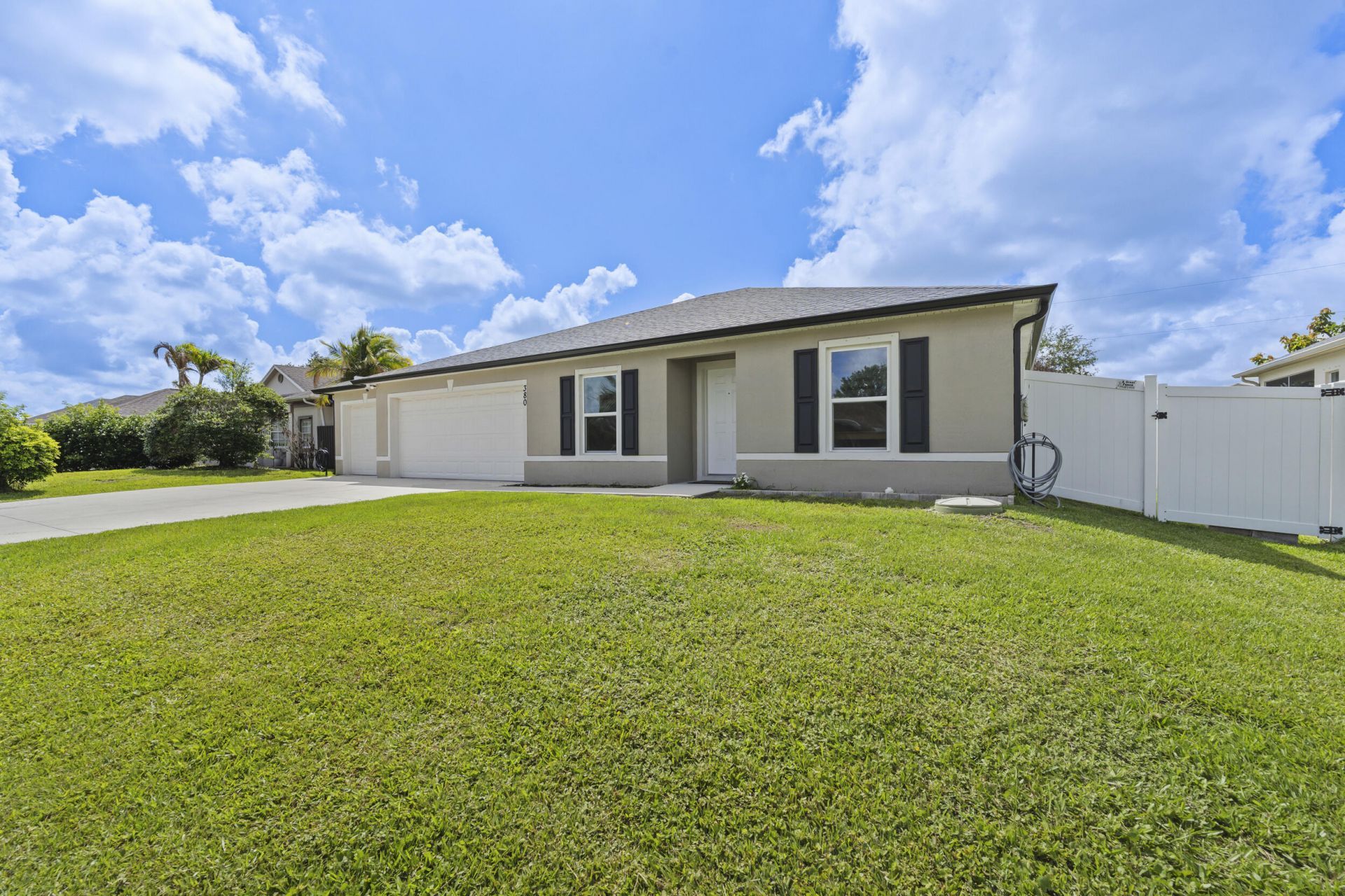 380 SW Donna Terrace, Port Saint Lucie, FL 34984 Photo