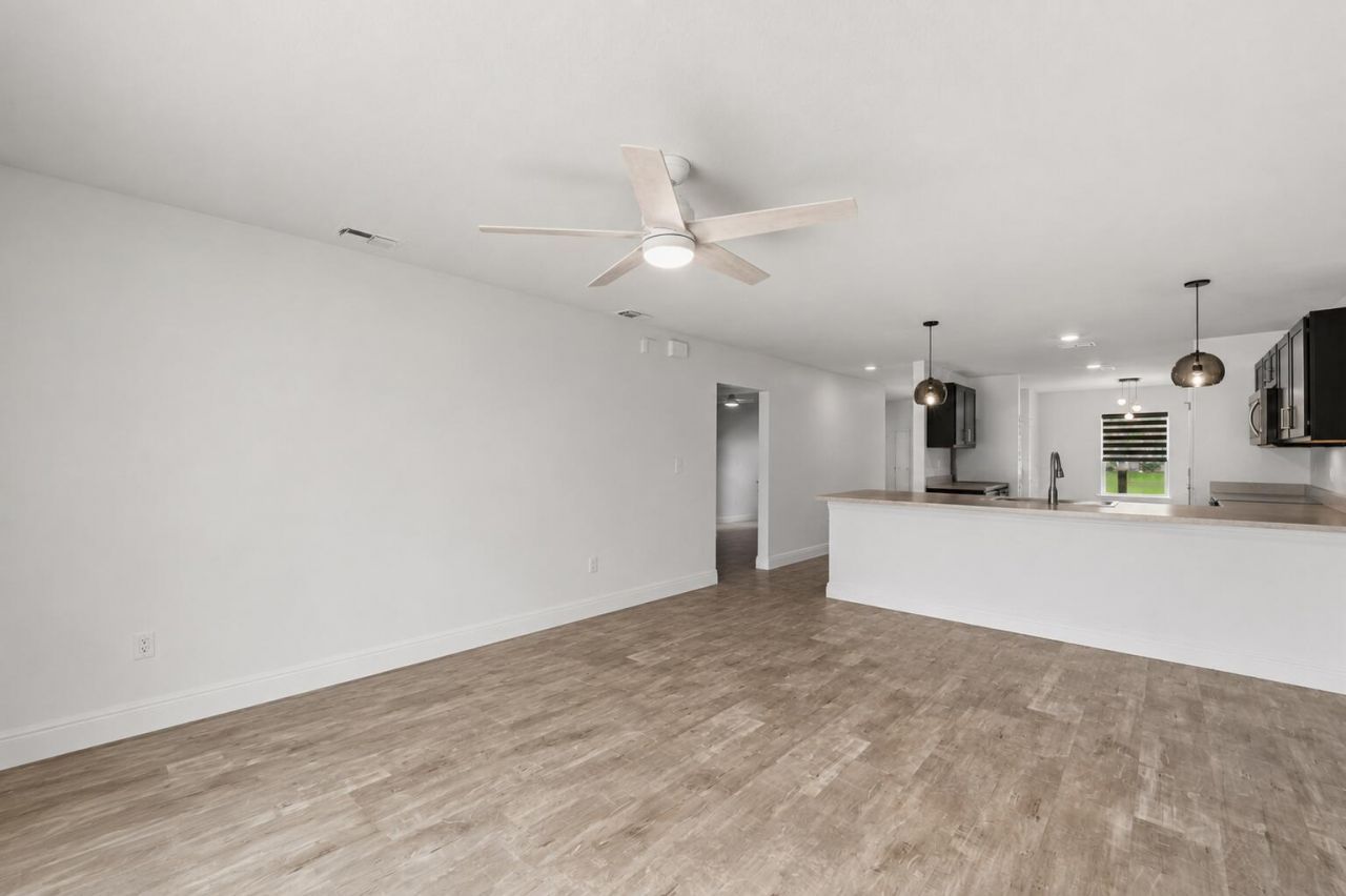380 SW Donna Terrace, Port Saint Lucie, FL 34984 Photo