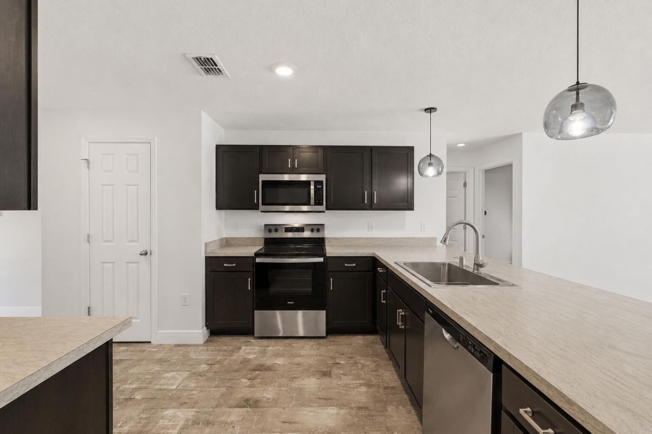 380 SW Donna Terrace, Port Saint Lucie, FL 34984 Photo