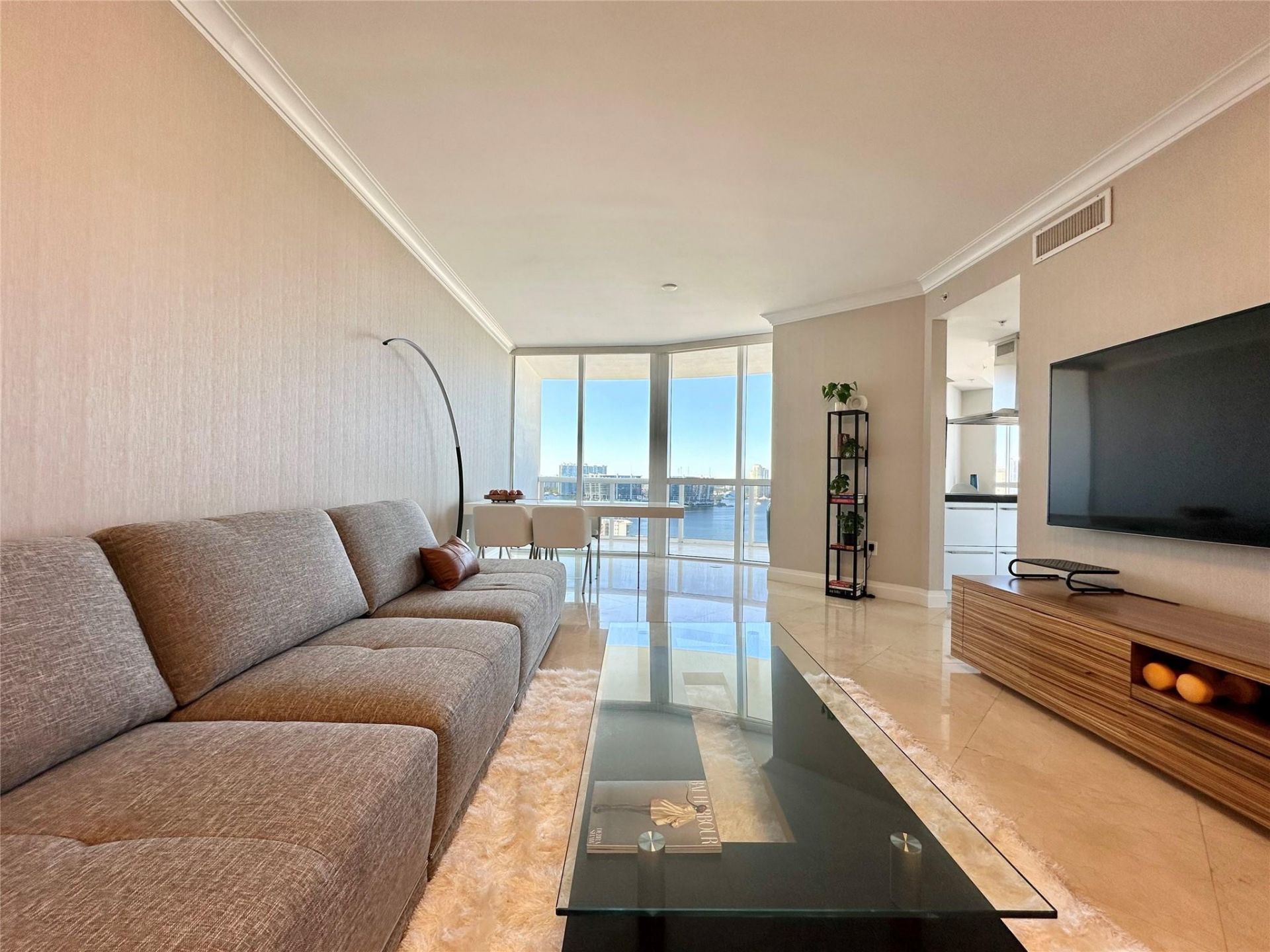 18201 Collins Avenue, Unit 1901, Sunny Isles Beach, FL 33160 Photo