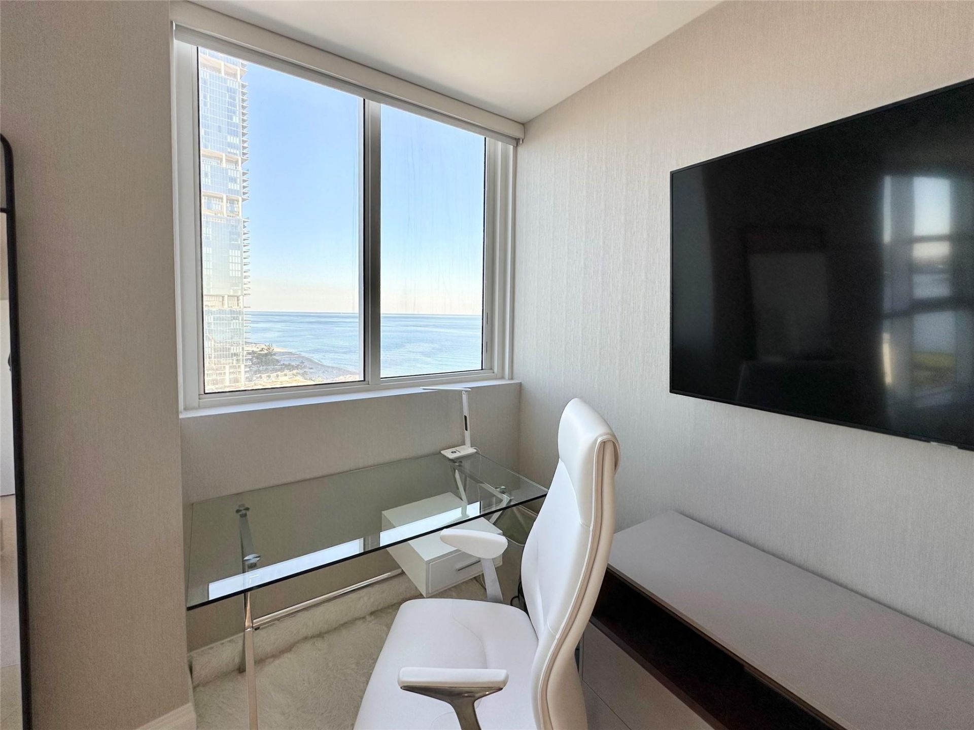 18201 Collins Avenue, Unit 1901, Sunny Isles Beach, FL 33160 Photo