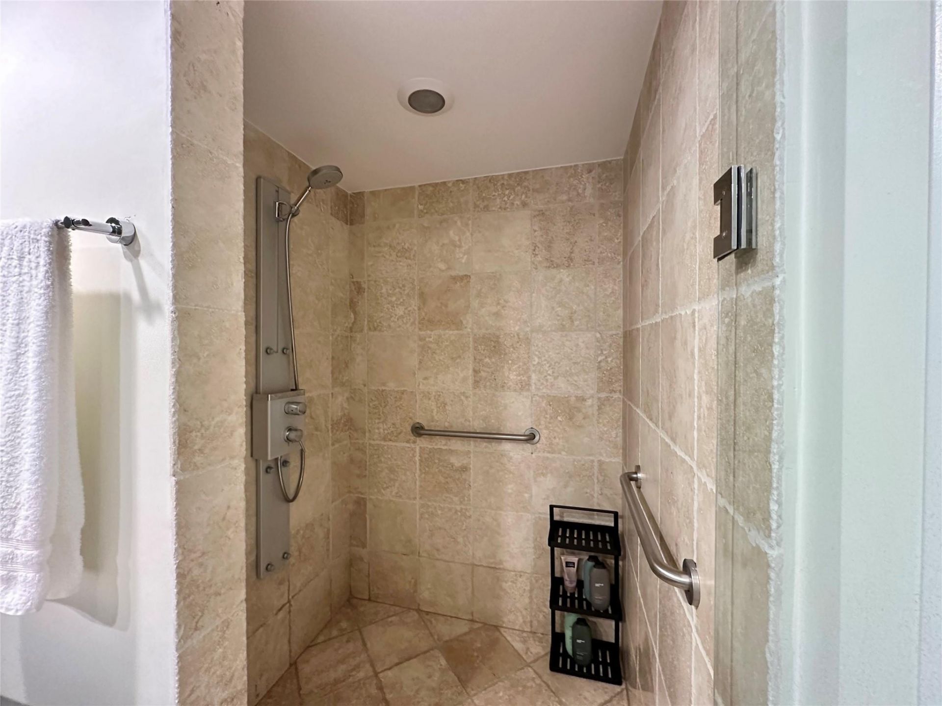 18201 Collins Avenue, Unit 1901, Sunny Isles Beach, FL 33160 Photo