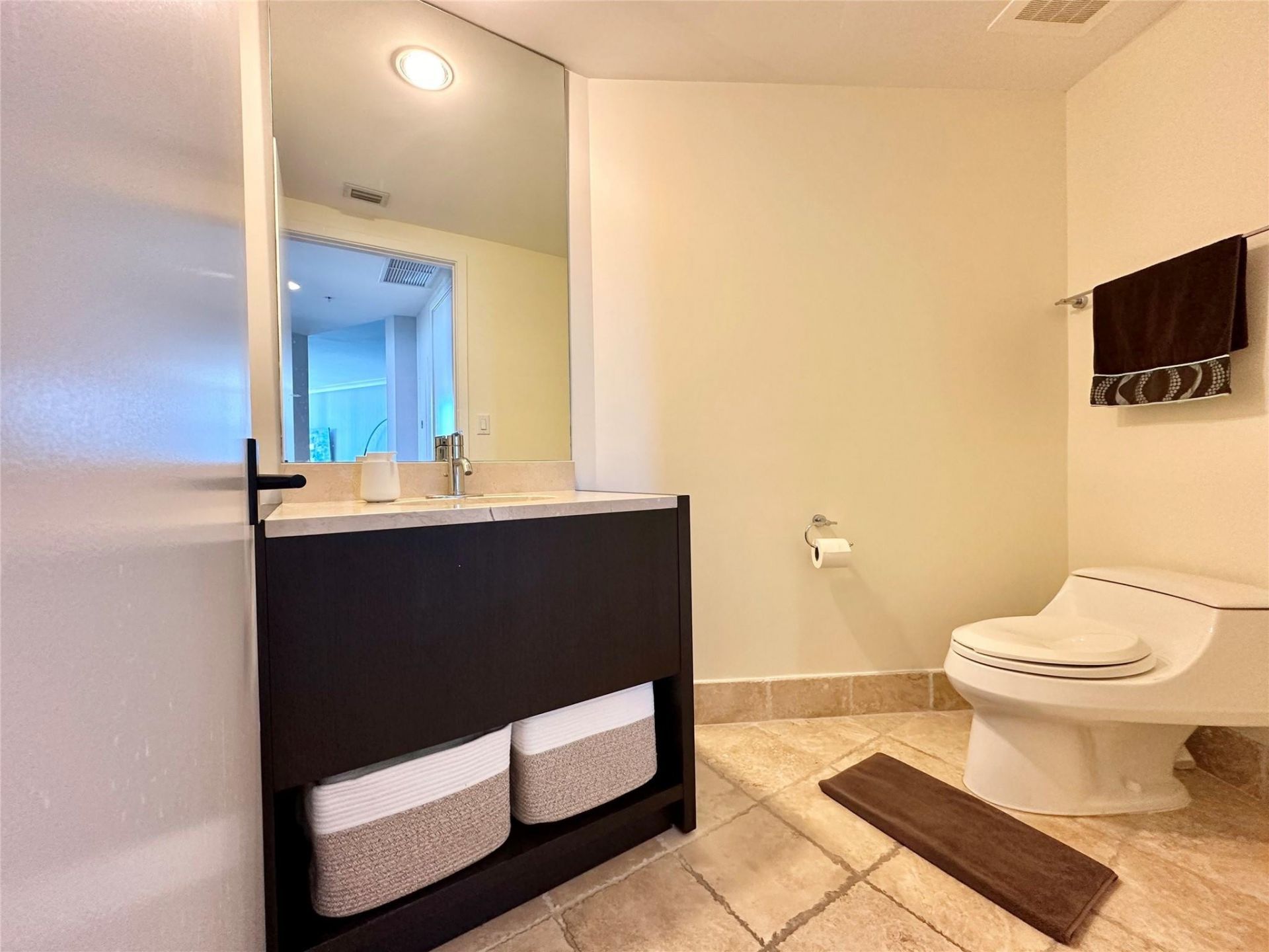 18201 Collins Avenue, Unit 1901, Sunny Isles Beach, FL 33160 Photo