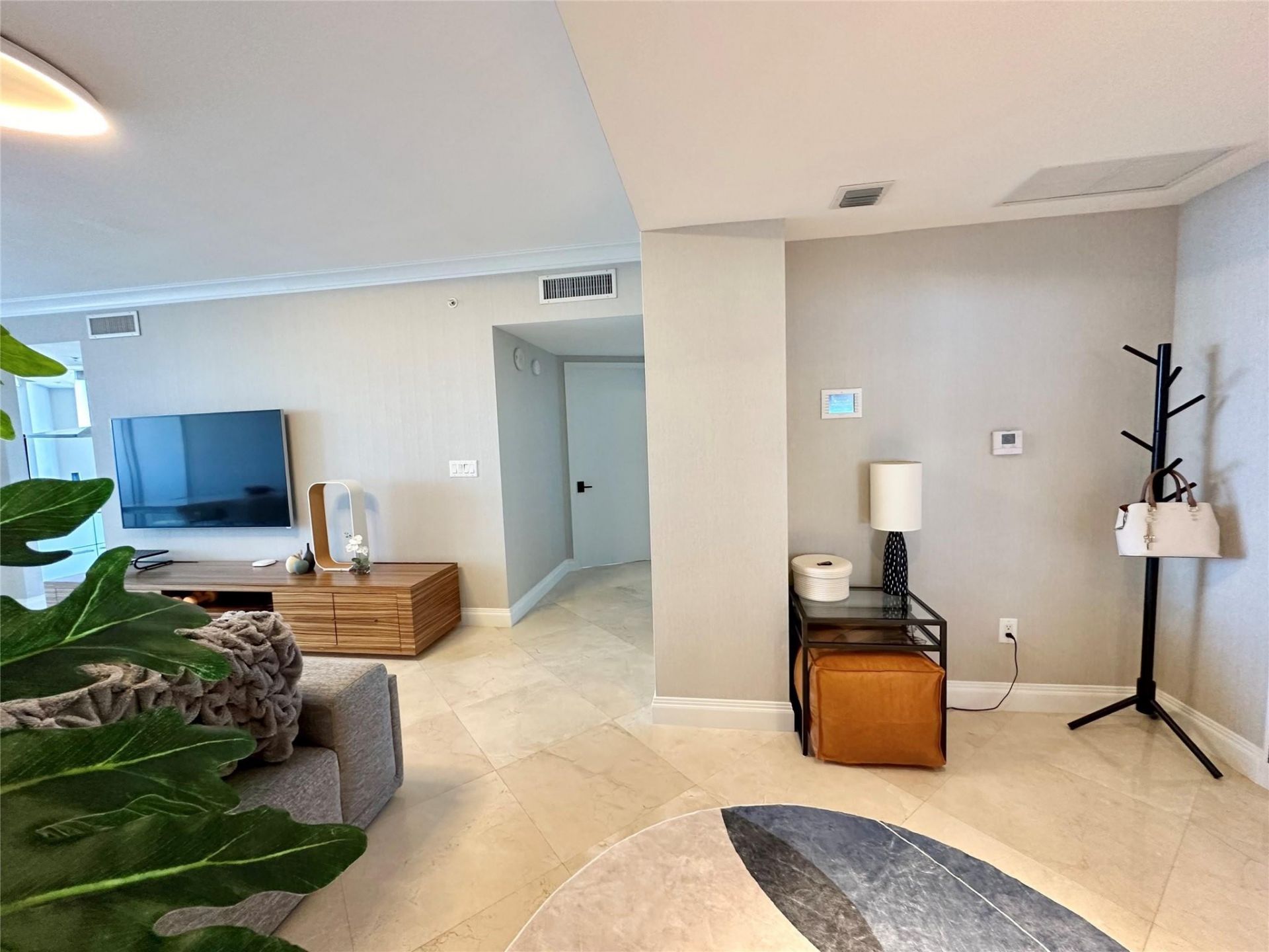 18201 Collins Avenue, Unit 1901, Sunny Isles Beach, FL 33160 Photo