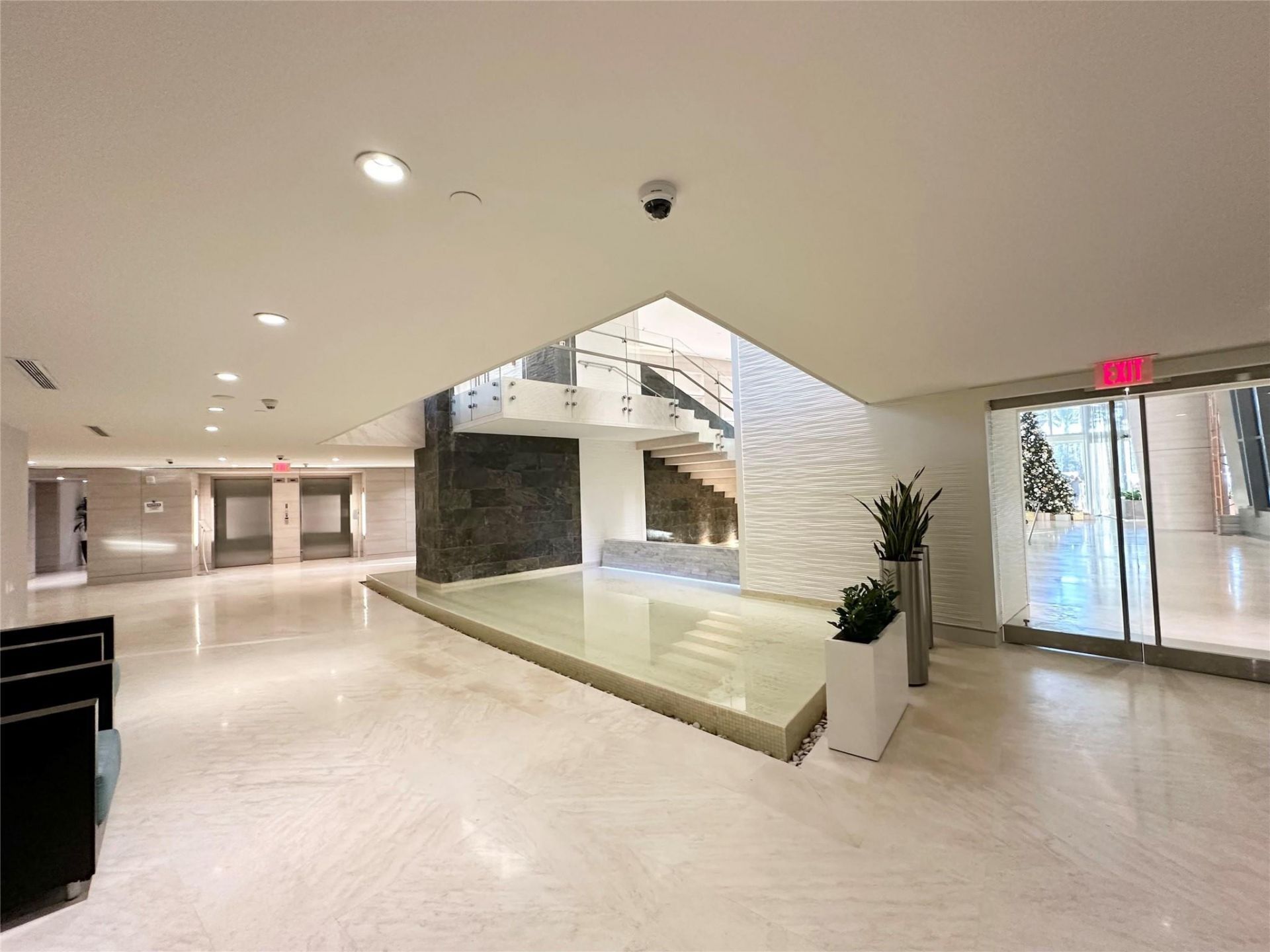 18201 Collins Avenue, Unit 1901, Sunny Isles Beach, FL 33160 Photo