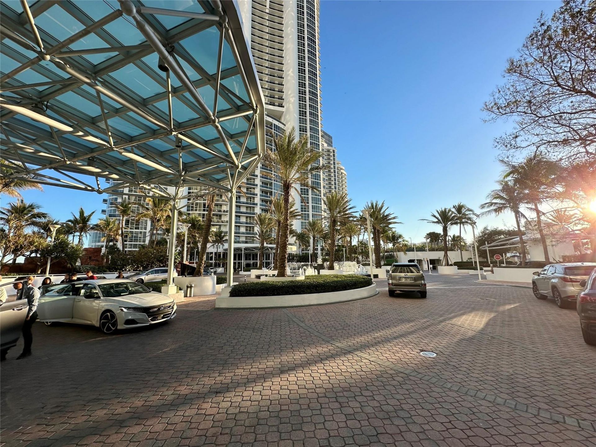 18201 Collins Avenue, Unit 1901, Sunny Isles Beach, FL 33160 Photo