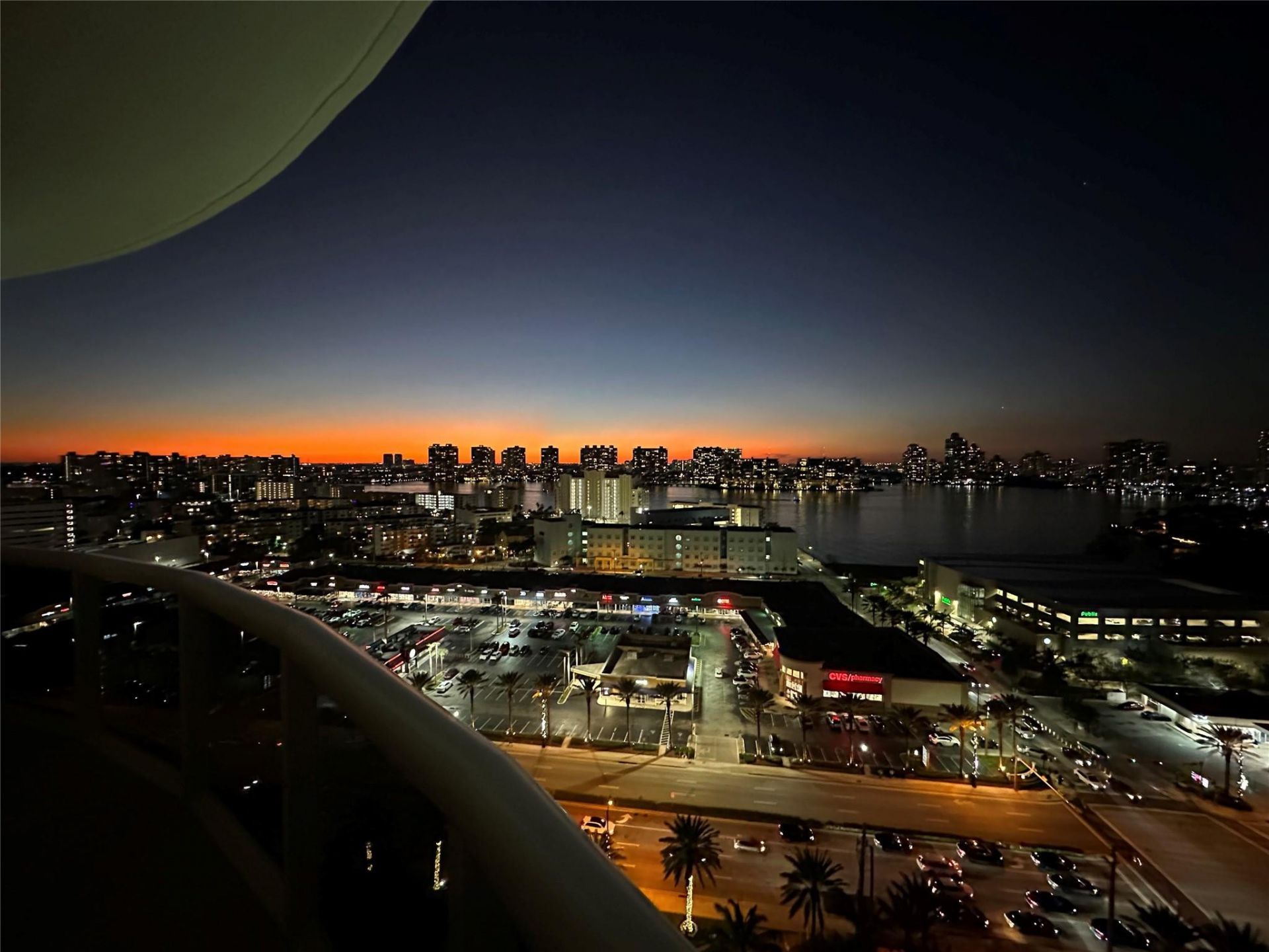 18201 Collins Avenue, Unit 1901, Sunny Isles Beach, FL 33160 Photo